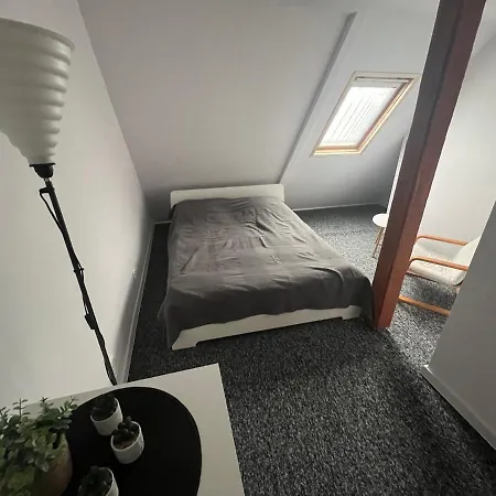 Dom Nad Jeziorem Margoninskim Sport & Wypoczynek Klotyldzin