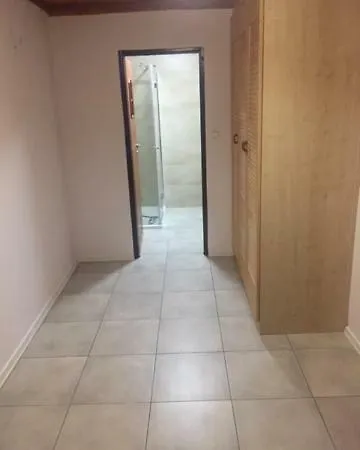 Dom Nad Jeziorem Margoninskim Sport & Wypoczynek Holiday home *